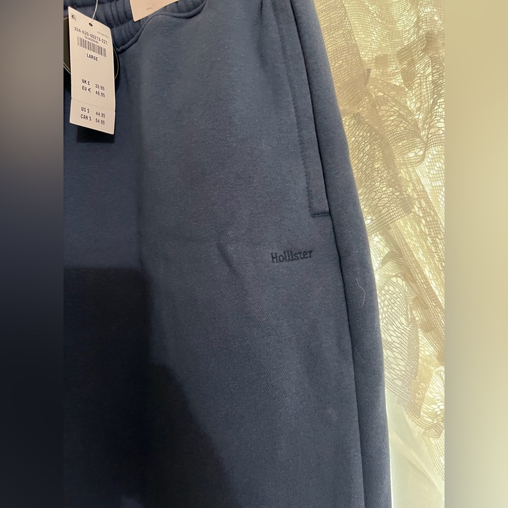 Hollister Navy Baggy Sweatpants - Picture 5 of 9